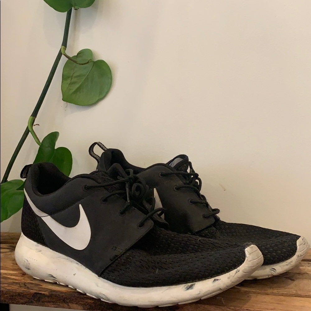 Nike Roshe size 11.5